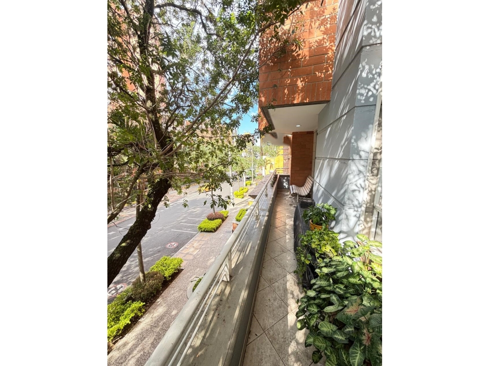 APARTAMENTO EN VENTA EN LAURELES DE 176.63 M2 CERCA SEGUNDO PARQUE — foto 2