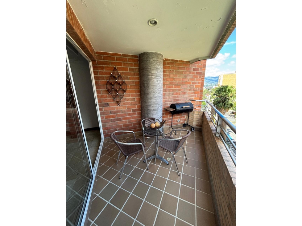 VENTA APARTAMENTO CERCA IGLESIA SANTA TERESITA LAURELES — foto 3