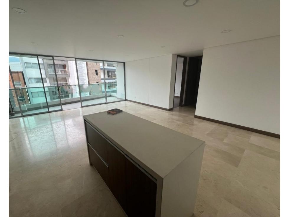 VENTA MODERNO APARTAMENTO SEGUNDO PARQUE LAURELES — foto 4