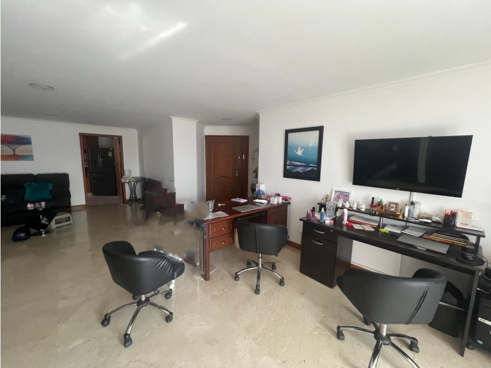 VENTA EXCLUSIVO Y AMPLIO APARTAMENTO 185M2 LAURELES SEGUNDO PARQUE — foto 3
