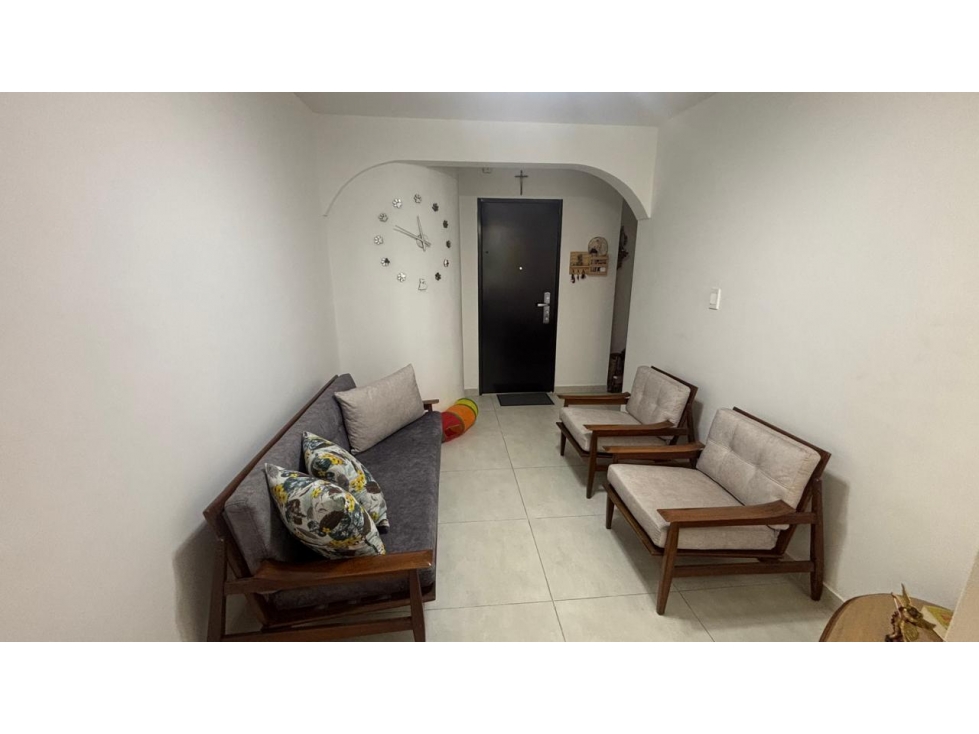 VENTA CASA SEGUNDO PISO CON APARTAESTUDIO INDEPENDIENTE SAN JOAQUÍN — foto 3