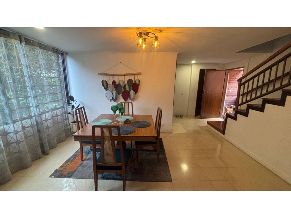 VENTA APARTAMENTO DUPLEX LAURELES CERCA IGLESIA SANTA TERESITA — foto 3