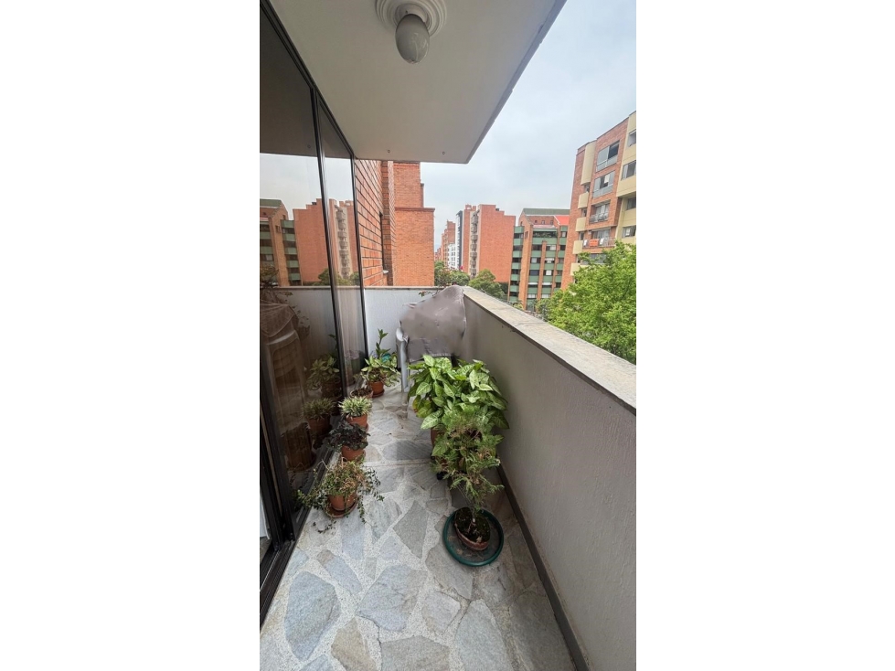 VENTA APARTAMENTO 154 M2 CERCA IGLESIA SANTA TERESITA LAURELES — foto 3
