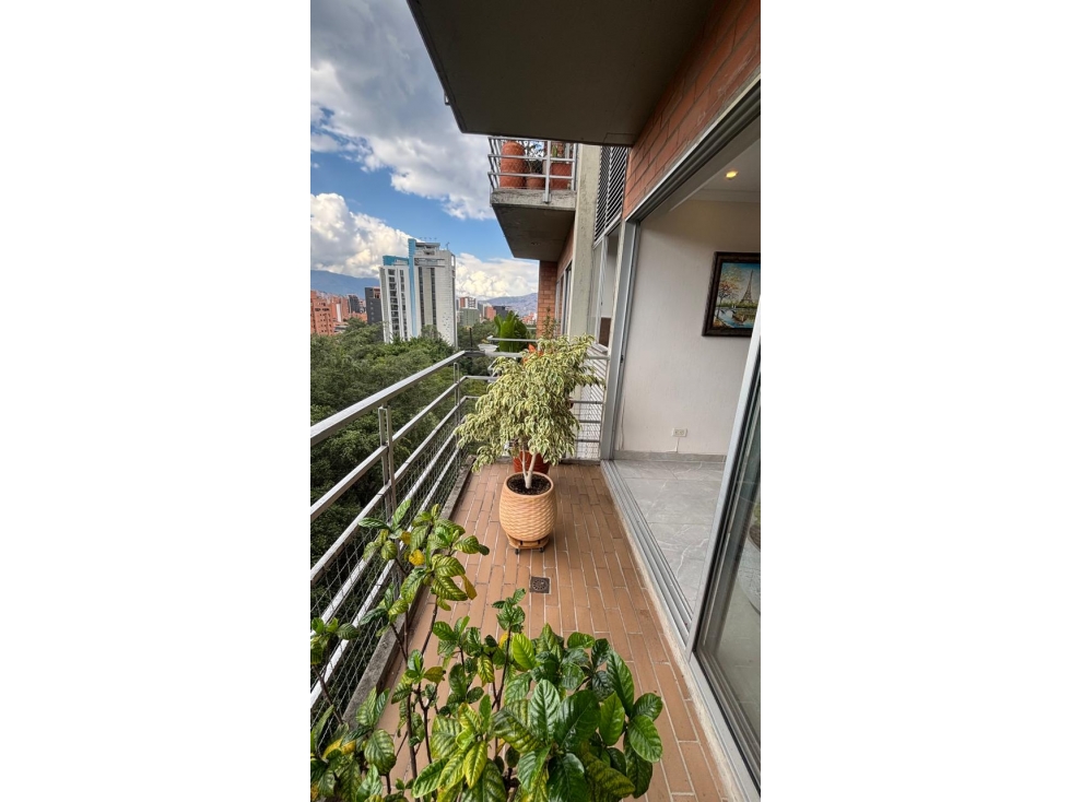 VENTA APARTAMENTO REMODELADO CERCA SEGUNDO PARQUE LAURELES — foto 3