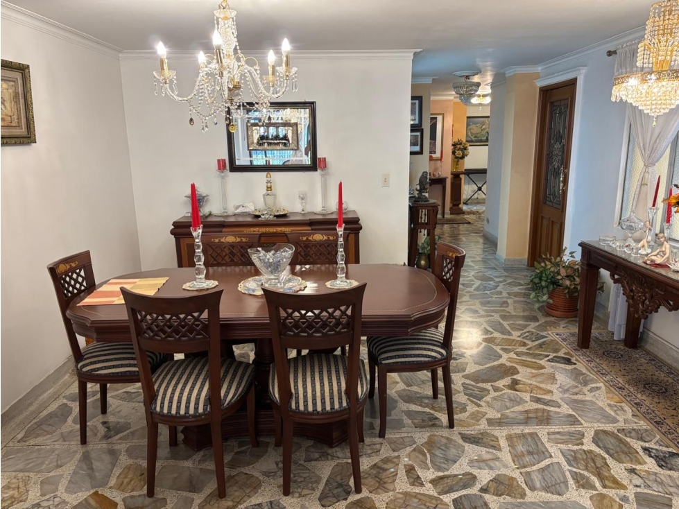 VENTA DE AMPLIO APARTAMENTO EN EL BARRIO LAURELES DE MEDELLIN — foto 3