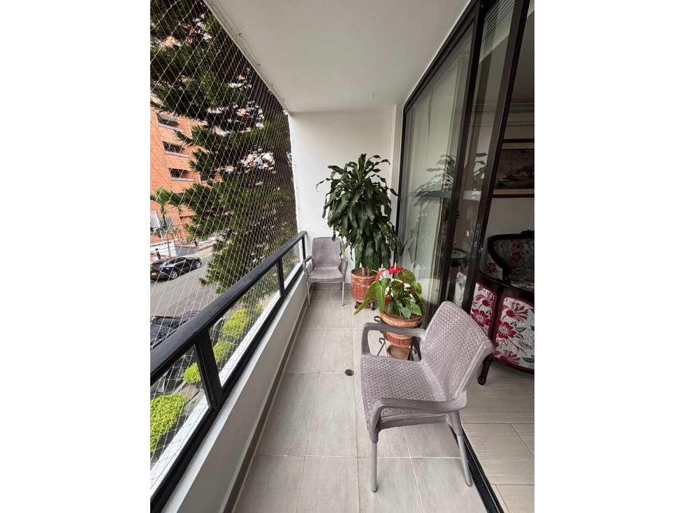 VENTA AMPLIO APARTAMENTO LAURELES SANTA TERESITA EXCELENTE UBICACIÓN — foto 4