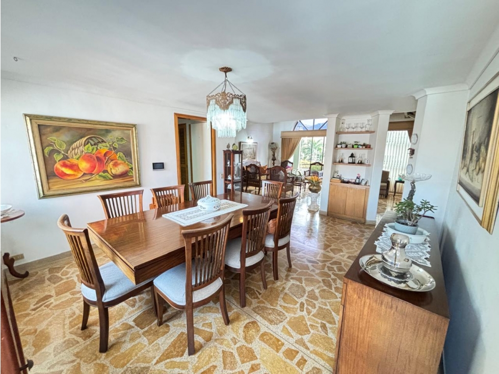 VENTA DE AMPLIO APARTAMENTO DUPLEX EN EL BARRIO LAURELES DE MEDELLÍN — foto 3