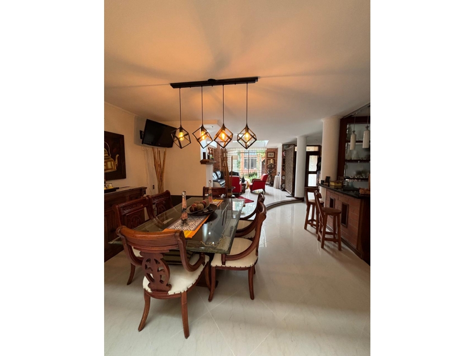 VENTA DE CASA EN EXCLUSIVA UNIDAD CERRADA SABANETA — foto 3