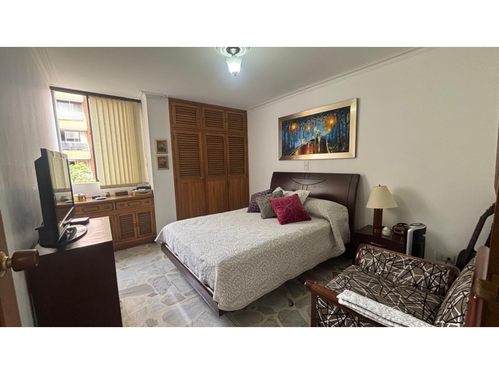 VENTA APARTAMENTO 154 M2 CERCA IGLESIA SANTA TERESITA LAURELES — foto 4