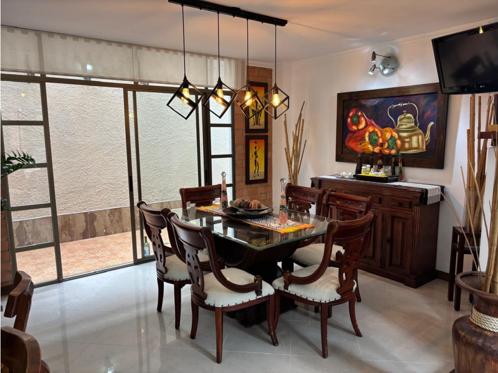 VENTA DE CASA EN EXCLUSIVA UNIDAD CERRADA SABANETA — foto 5