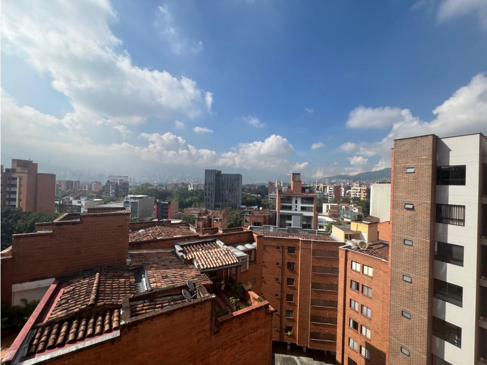 VENTA EXCLUSIVO Y AMPLIO APARTAMENTO 185M2 LAURELES SEGUNDO PARQUE — foto 5
