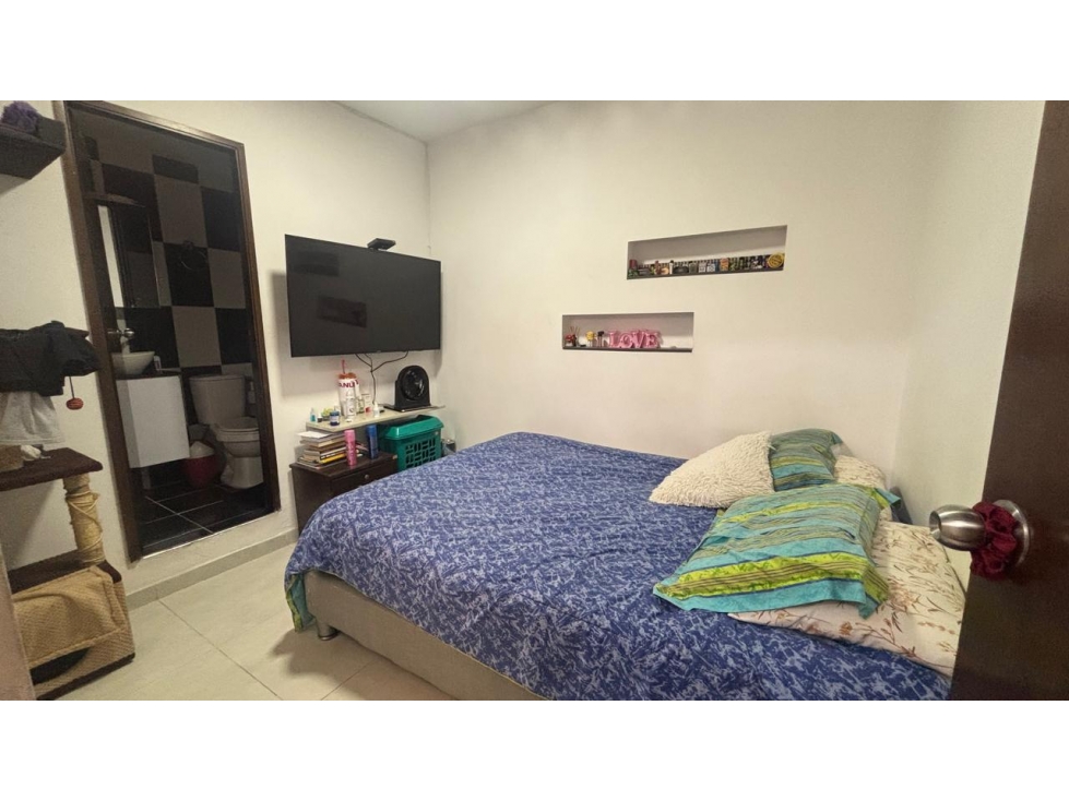 VENTA CASA SEGUNDO PISO CON APARTAESTUDIO INDEPENDIENTE SAN JOAQUÍN — foto 6
