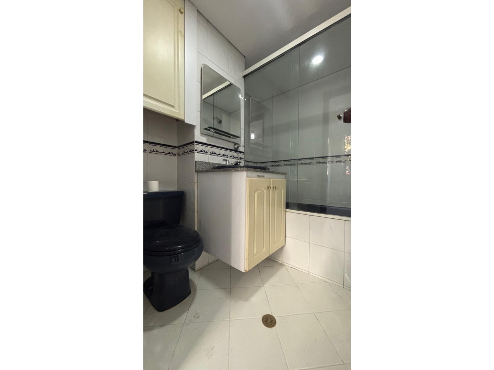 VENTA APARTAMENTO 1ER PISO TERRAZA CERCA IGLESIA S TERESITA LAURELES — foto 5