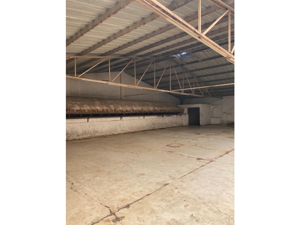 BODEGA en Venta Población Los Nogales - 1