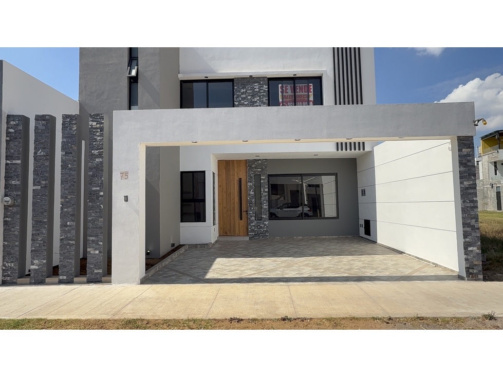 Casa en Venta Residencial las Torres, Zamora Michoacán
