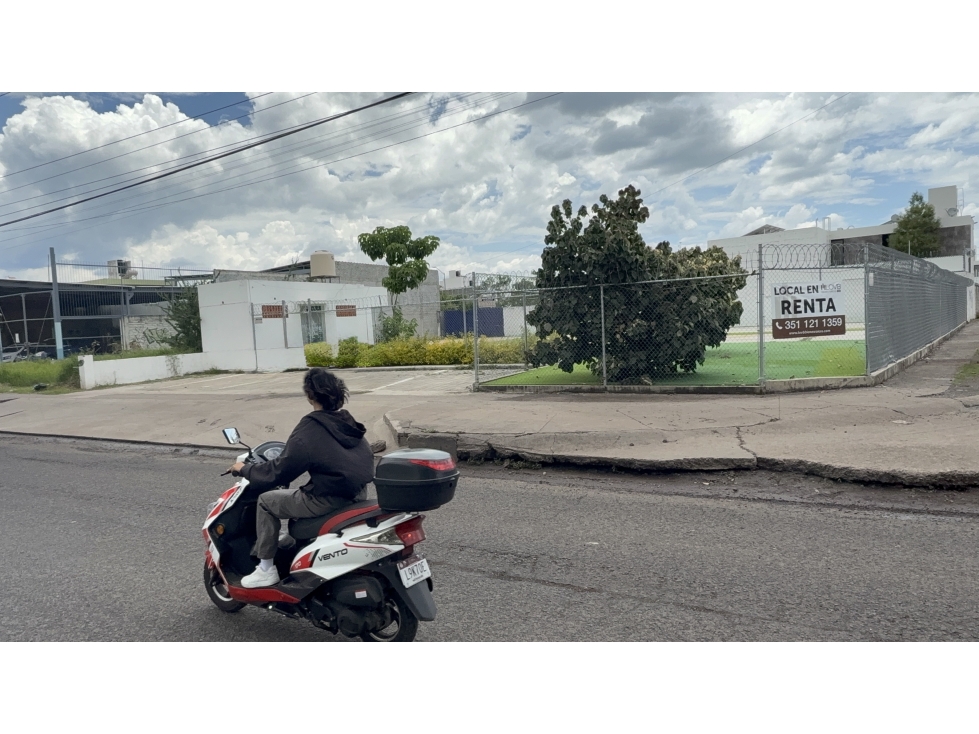 Renta de propiedad para todo tipo de negocio Zamora Michoacán - 3