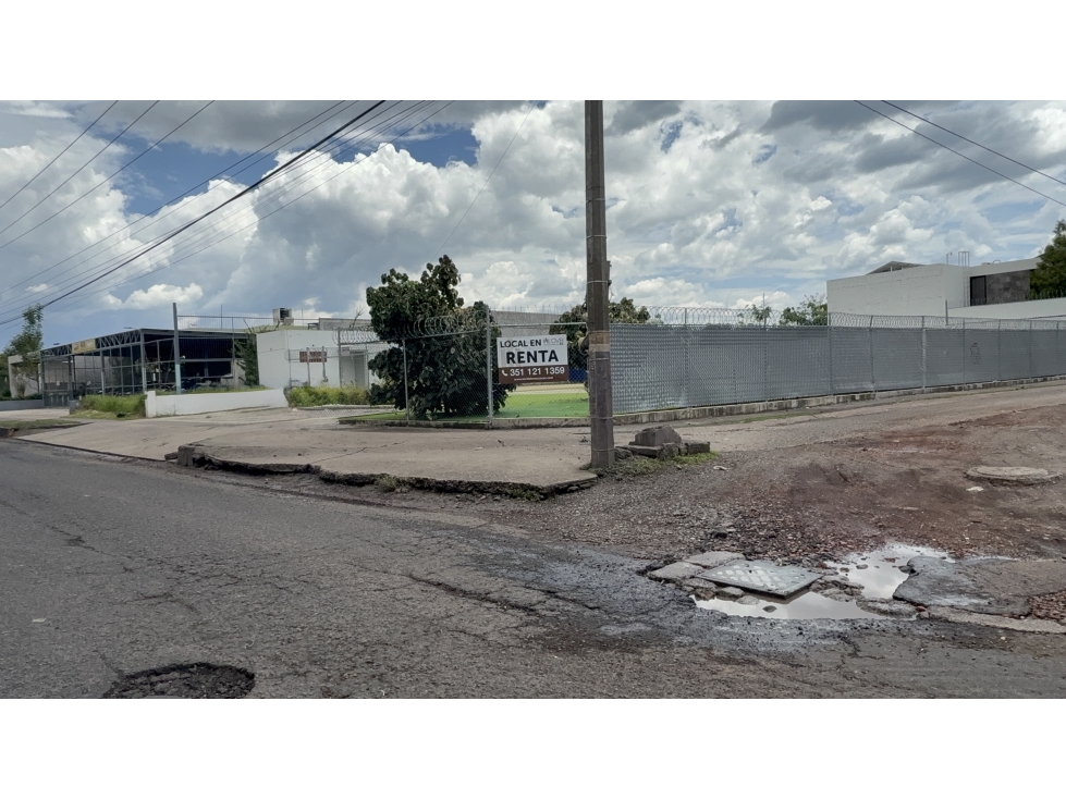 Renta de propiedad para todo tipo de negocio Zamora Michoacán - 4
