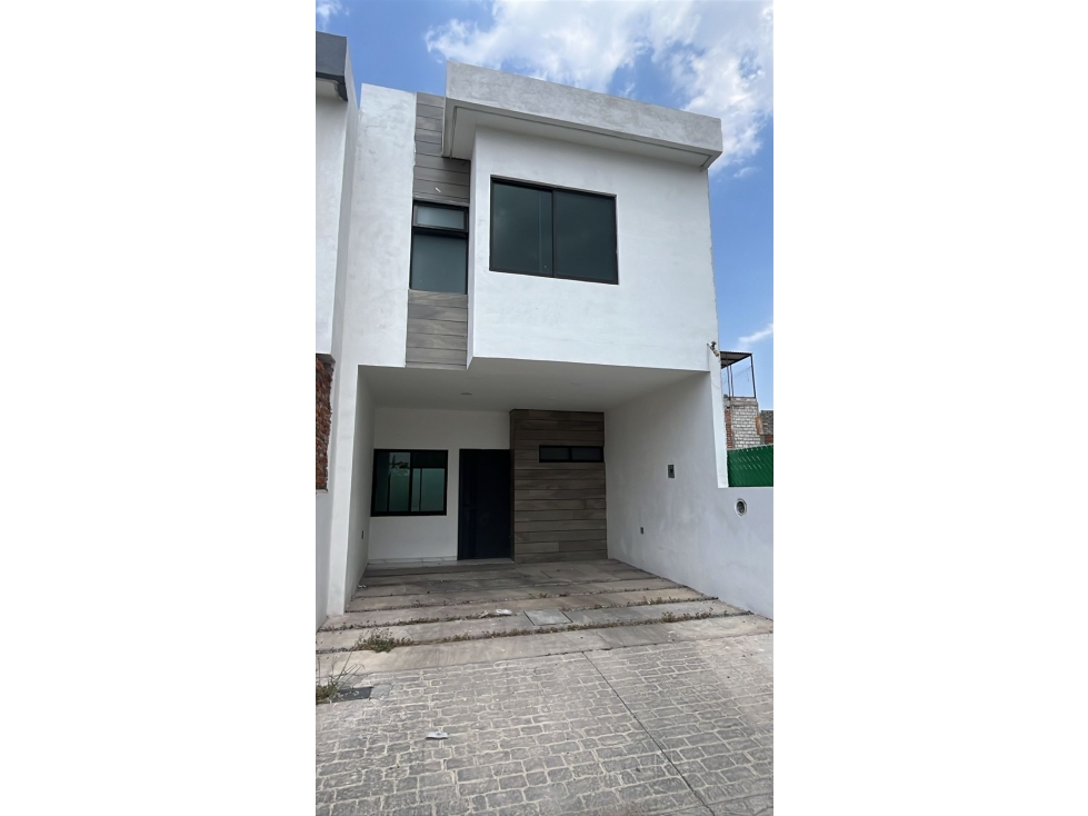 Casa en Venta en Campestre San Jose, Zamora Mich. — foto 2