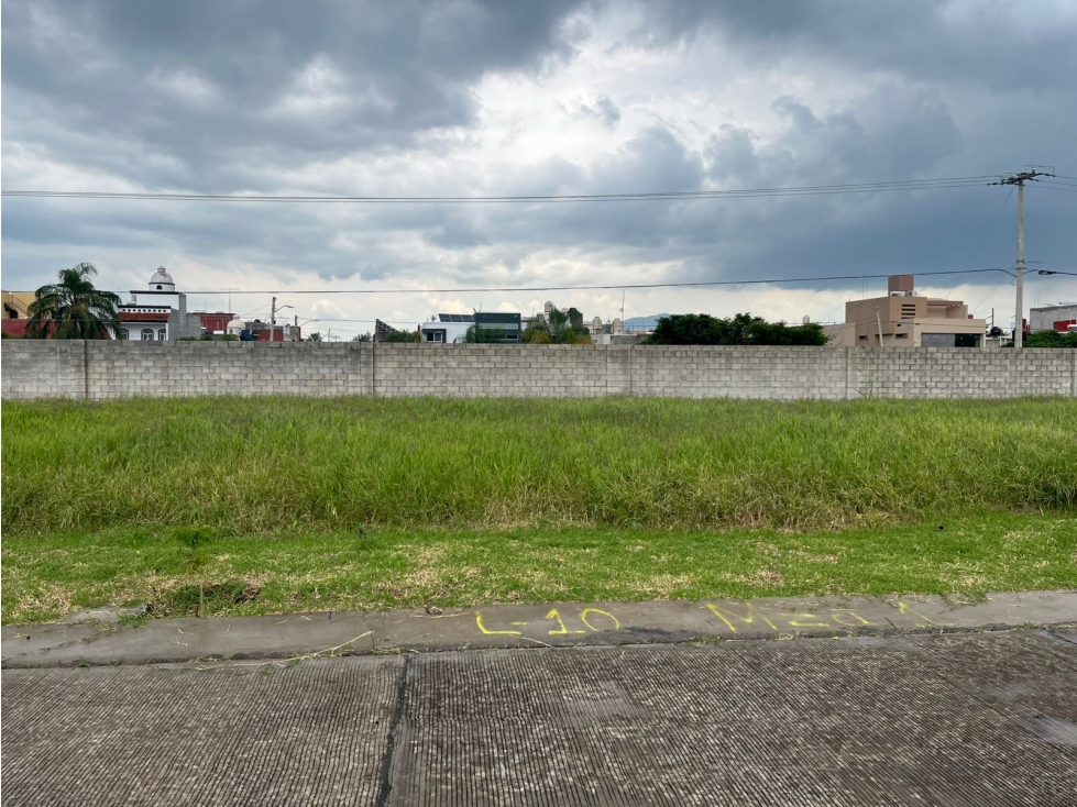 TERRENO EN VENTA Fraccionamiento Paraiso Aurora - 3