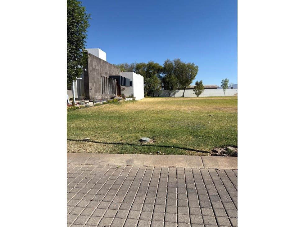 Terreno en Venta Lagos del Bosque Zamora Michoacán - 6
