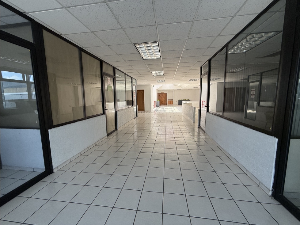 Bodega y oficinas en Renta en La Rinconada - 6