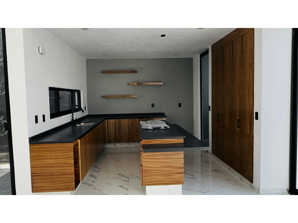 Venta de CASA en Residencia del Lago Jacona Mich - 3