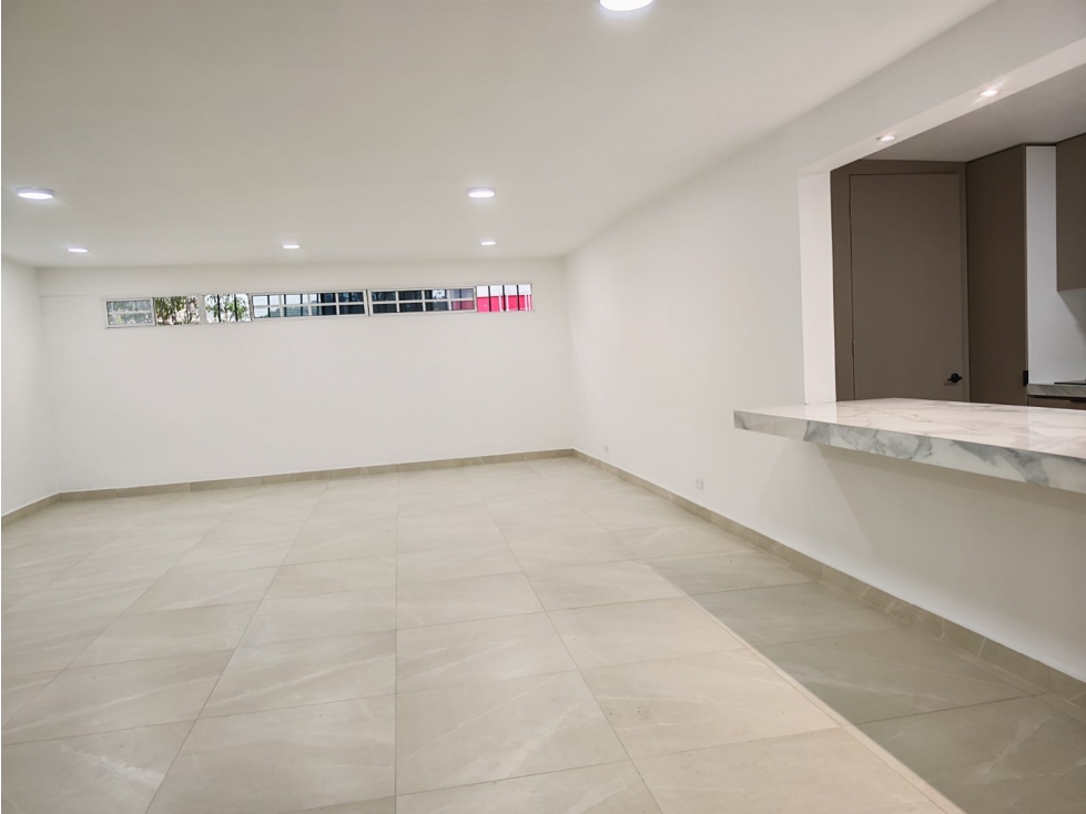 EN VENTA CASA DÚPLEX REMODELADA EN URB CERRADA SAN FRANCISCO — foto 4