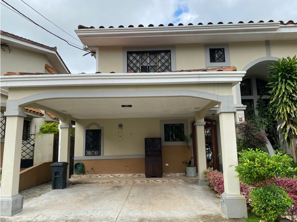 Venta de Casa Dúplex Familiar en Albrook Ville Di Firenze - 1