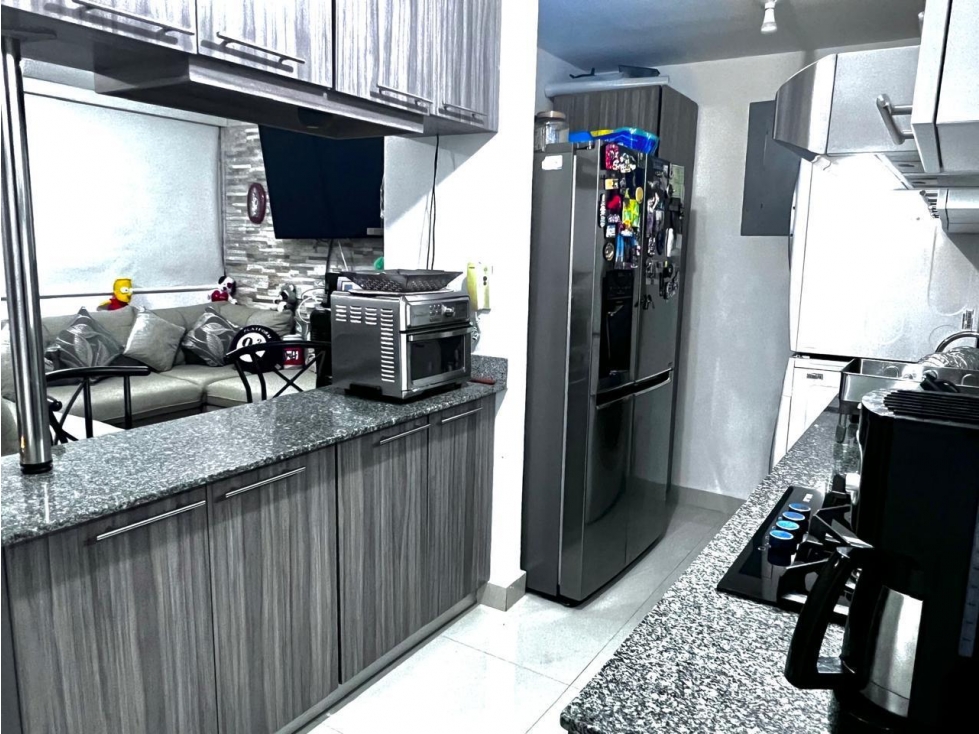 Venta Apartamento en PH AVIÑON TOWERS - Tumba Muerto — foto 4