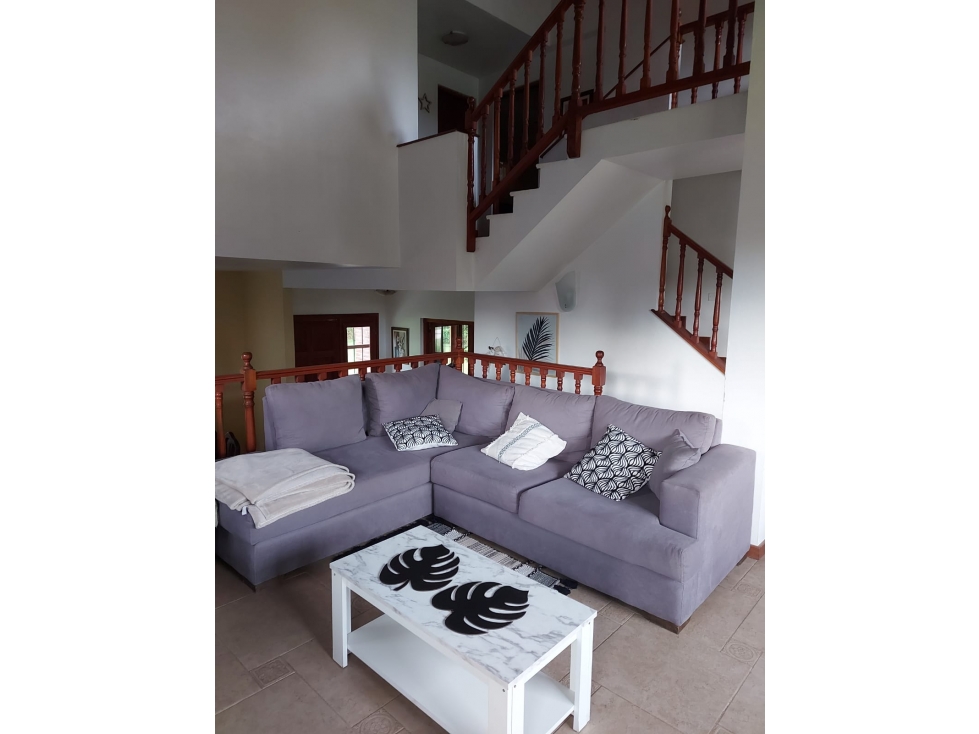 Casa en Alquiler a mts del Mar Temporada 2027!! — foto 3