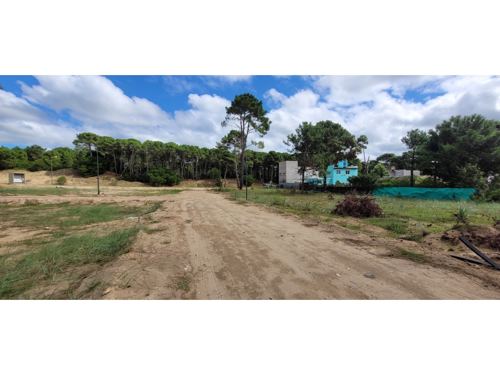 Lote en Pinamar oportunidad con buena orientación toma vehiculo — foto 2