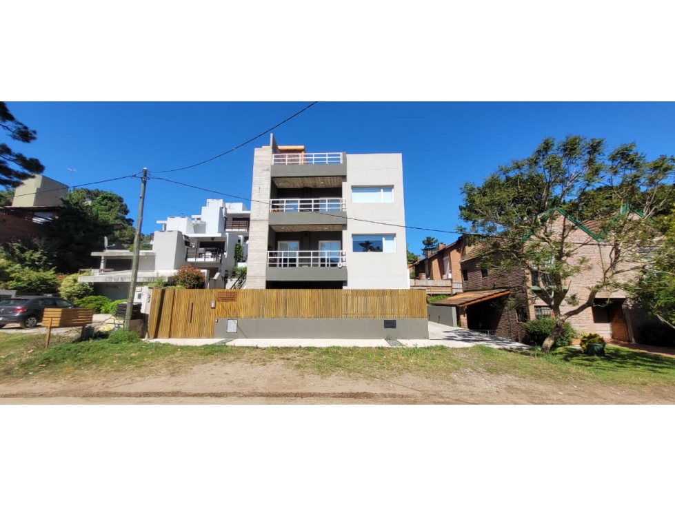 DPTO EN PINAMAR EN OPORTUNIDAD EN INMEJORABLE VALOR!!!!