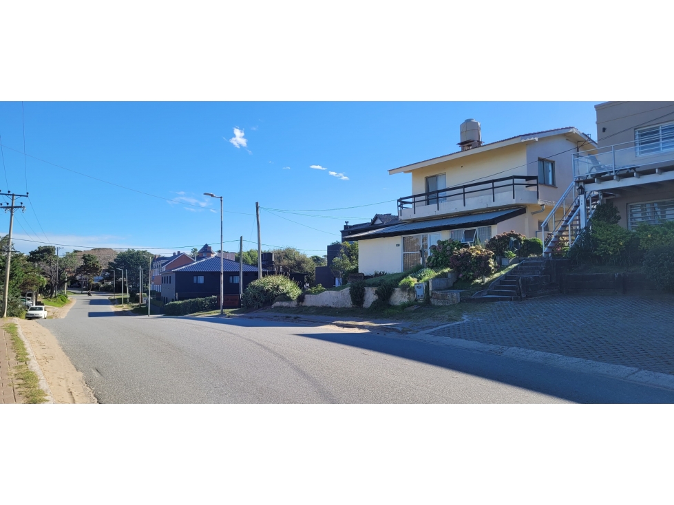 Lote multifamiliar-comercial a metros del Mar y de Pinamar - 2