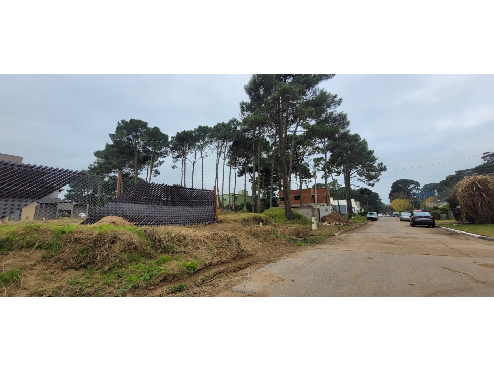 Vendo lote en Pinamar - Tomo Vehiculo en parte de Pago — foto 2