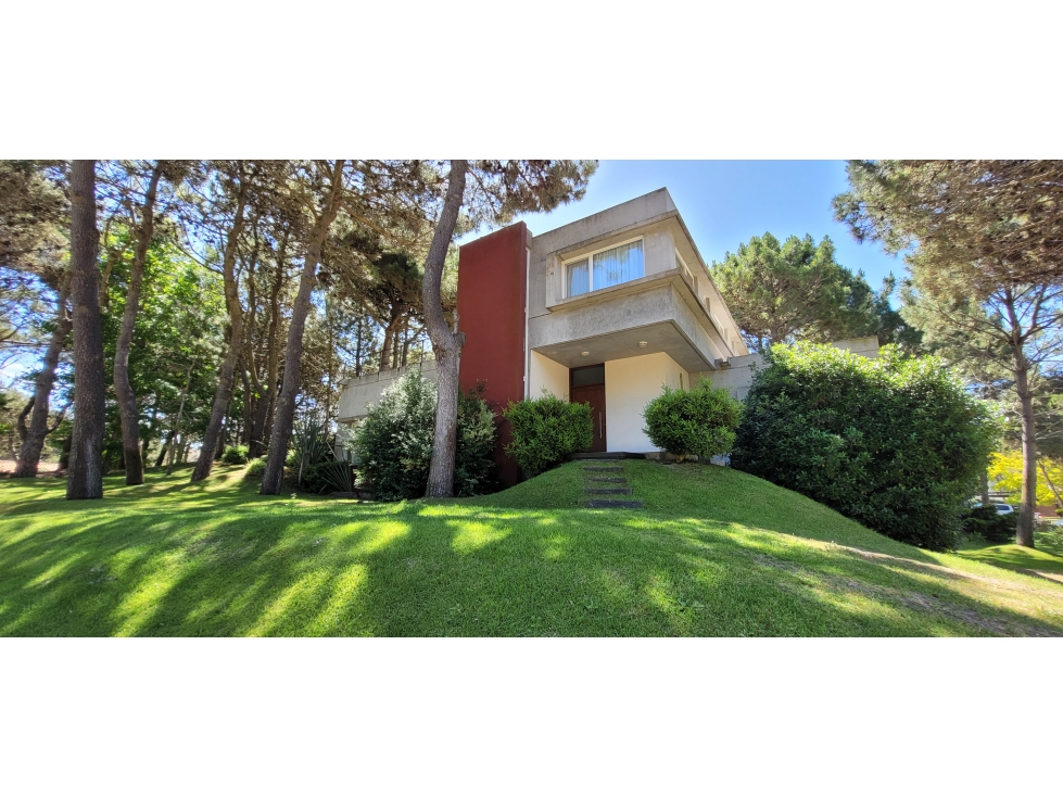 Venta Casa de estilo minimalista en la Herradura c/ Pileta Climatizada — foto 5