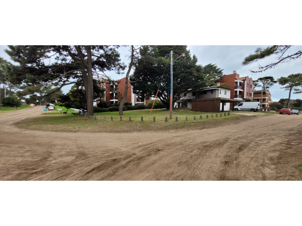 VENDO Lote Multifamiliar Con Plano Aprobado Para 5 Unidades PINAMAR - 2
