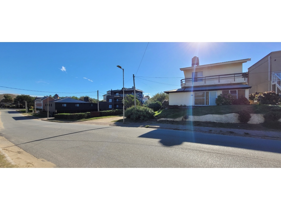 Lote multifamiliar-comercial a metros del Mar y de Pinamar - 3