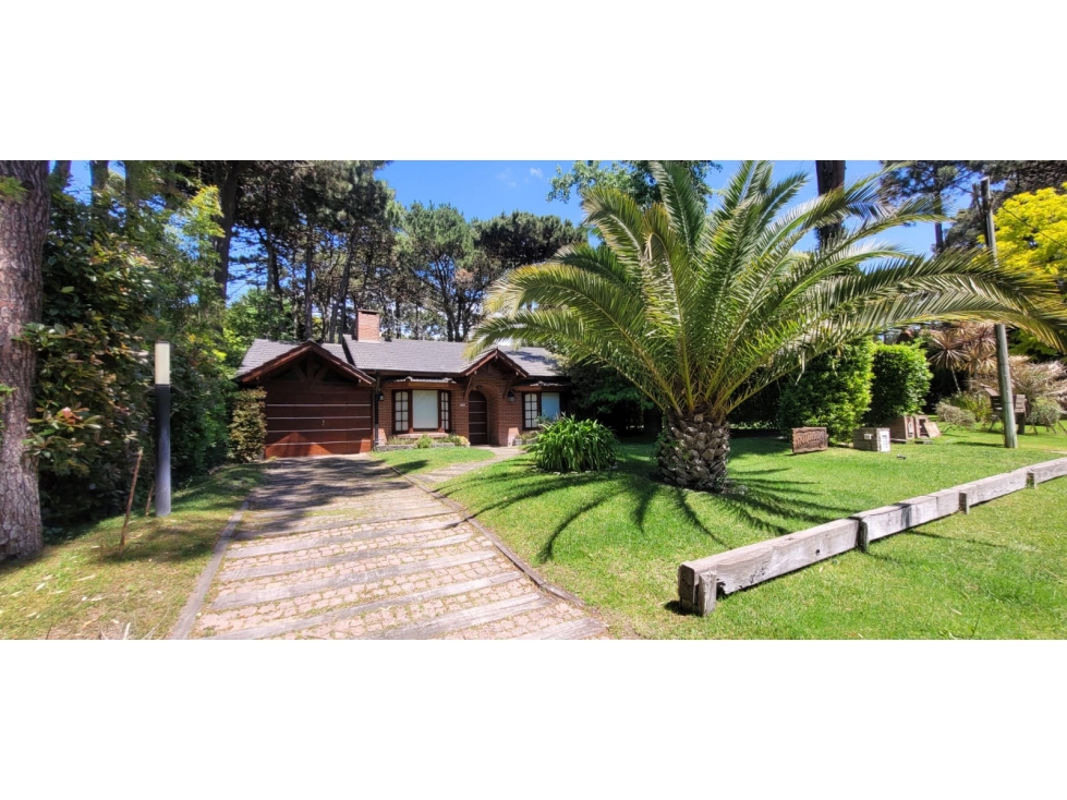 Luminosa Casa En Pinamar- TEMPORADA 2027!! - 2