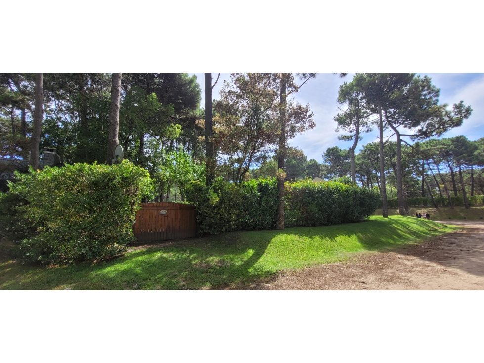 Casa a la Venta en Pinamar norte, Permuta o Financia — foto 5