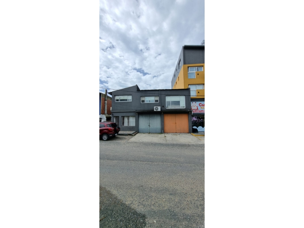 Venta - Galpon y Departamentos - Pinamar - 3