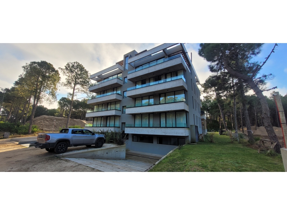 Temporada 2027!! 4 ambientes, moderno con terraza y cochera propia — foto 4