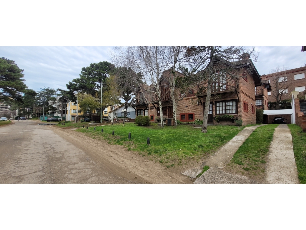 TEMPORADA 2027!! Duplex a metros del Centro de Pinamar