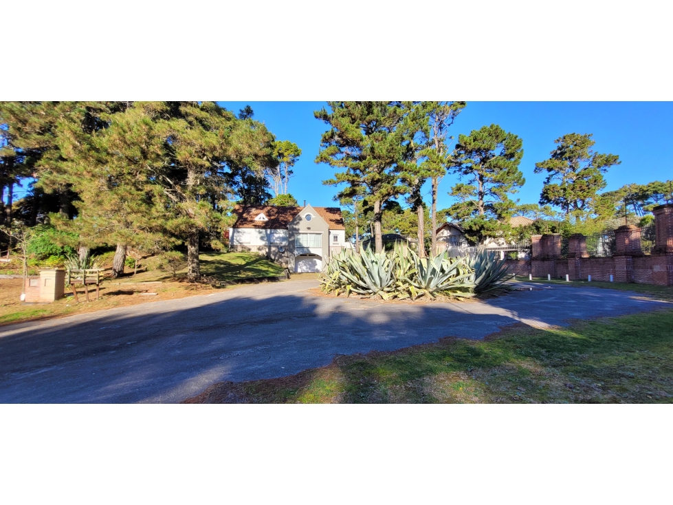 Vendo Casa en el norte de Pinamar. Cul de sac. Oportunidad.!!! — foto 6