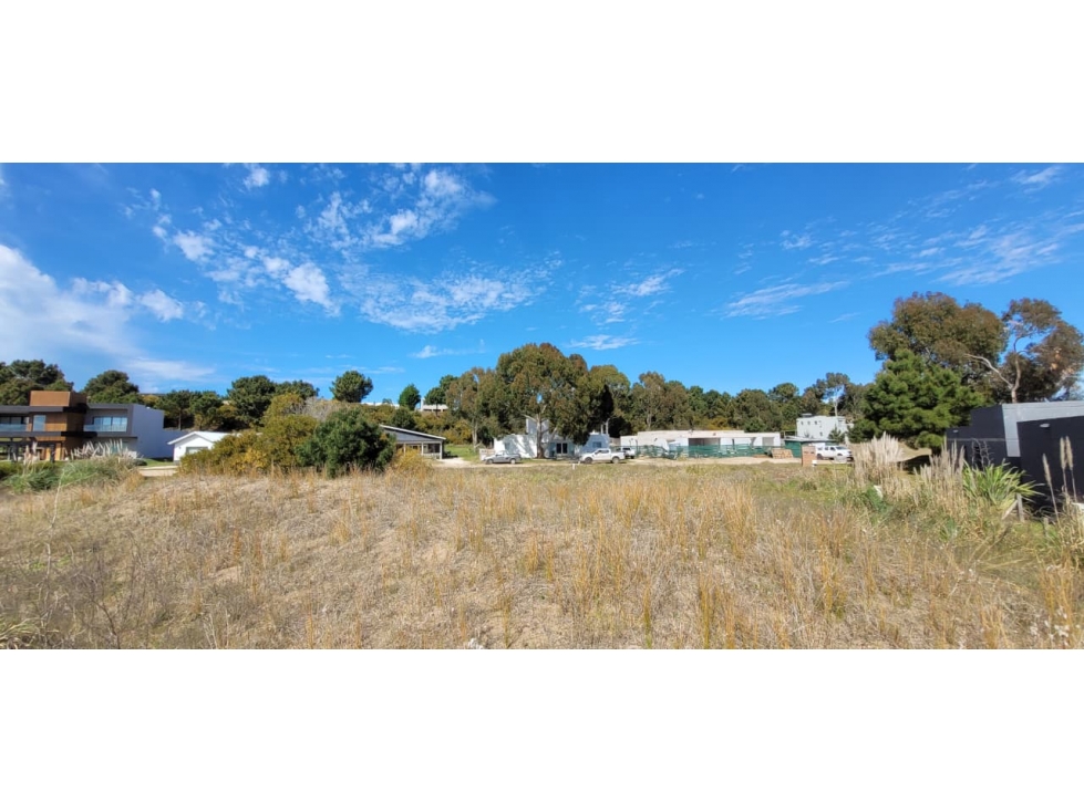 Lote en Costa Esmeralda sobre Cancha de Polo — foto 2