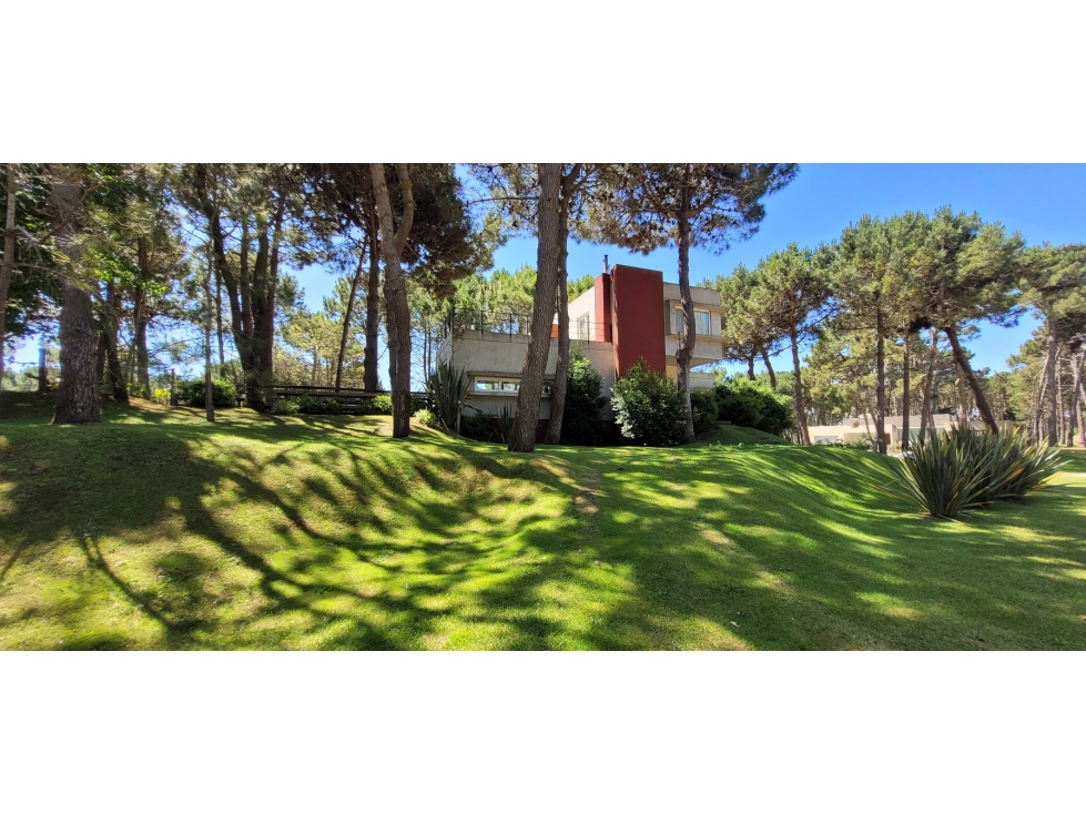 Venta Casa de estilo minimalista en la Herradura c/ Pileta Climatizada — foto 2