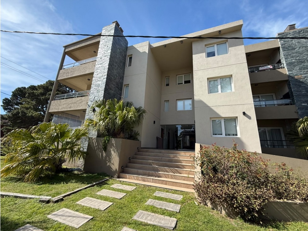 Hermoso 3 amb en Edificio Solares V!!!