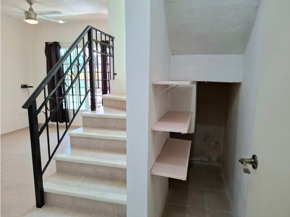 SANTA FE 3 CASA REMODELADA EN VENTA PRIV ALCAZARES — foto 4