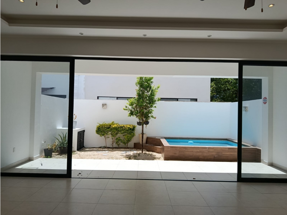 RIO Casa en Renta - 2