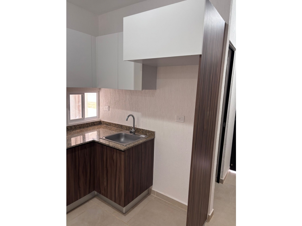 JARDINES DEL SUR VI SE RENTA DEPARTAMENTO SIN MUEBLES — foto 2