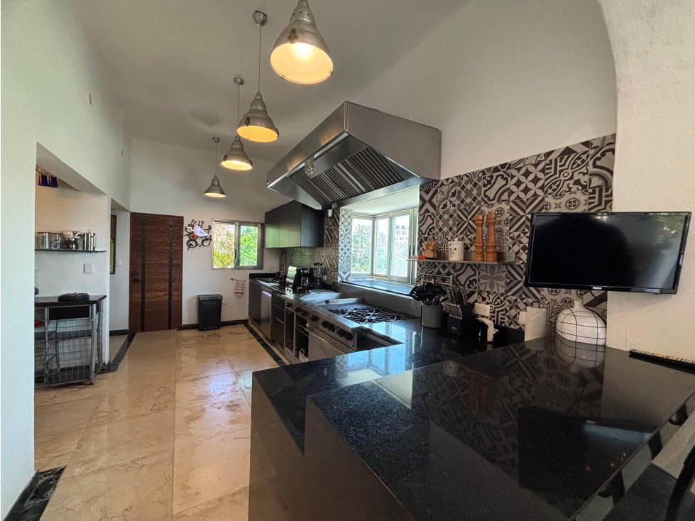 ZONA HOTELERA VILLA EQUIPADA RENTA FIJA o VENTA — foto 4